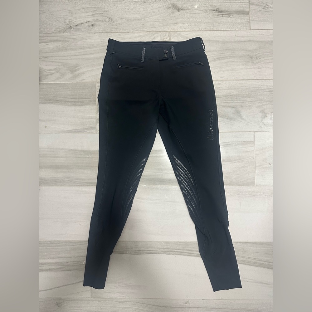 Samsheild Moonless Night Adele Breech - US26